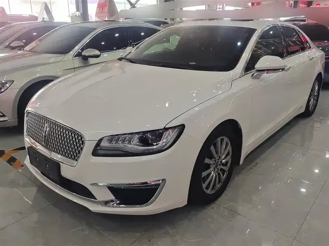 Lincoln MKZ 2020 2.0T Premium Edition
