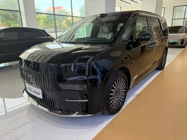 ZEEKR 009 2024 6-seat Executive AWD 108kWh