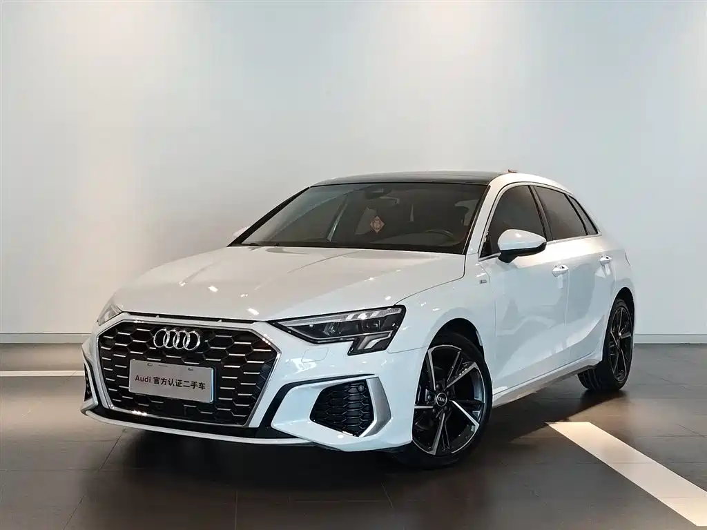 Audi A3 2024 Model Sportback 35 TFSI Fashion Sport