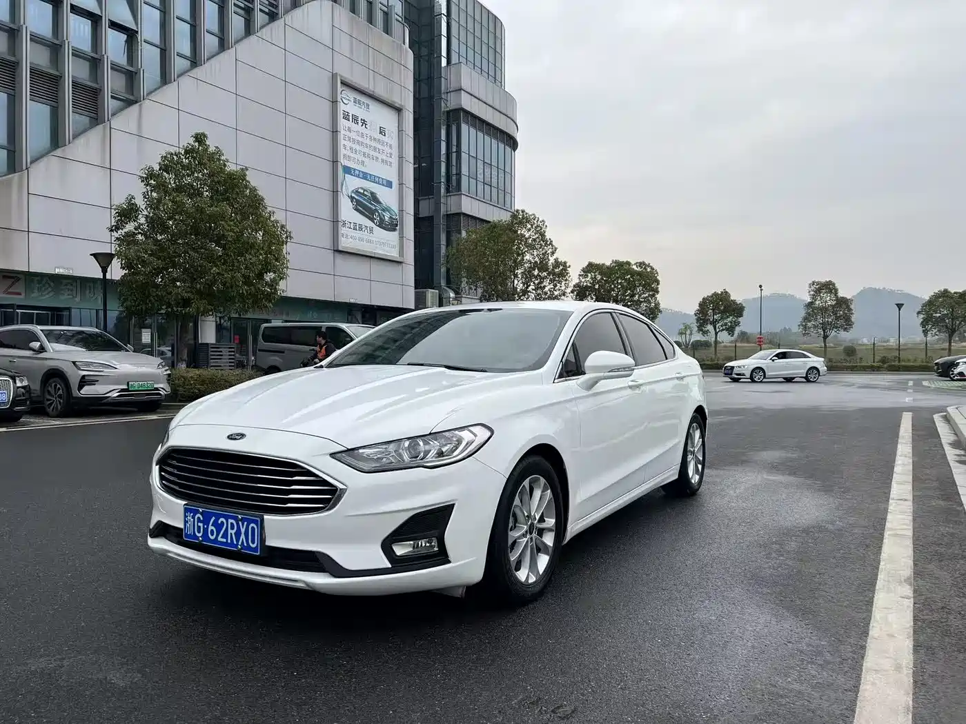 Ford Mondeo 2020 EcoBoost 180 Fashion
