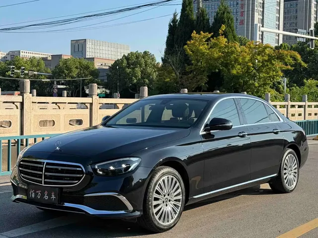 Mercedes-Benz E-Class 2023 E 300 L Fashion