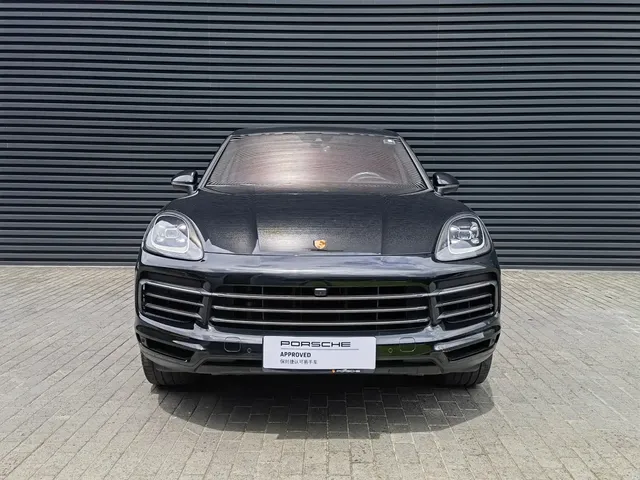 Porsche Cayenne New Energy 2023 Cayenne E-Hybrid 2.0T Platinum Edition