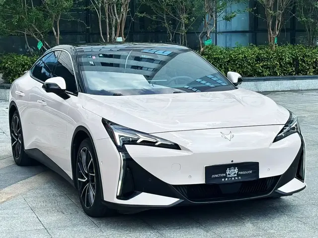ARCFOX Alpha S5 2024 560MAX 185kW