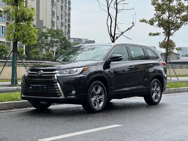 Toyota Highlander 2018 2.0T 4WD Premium 7-seater (China V)