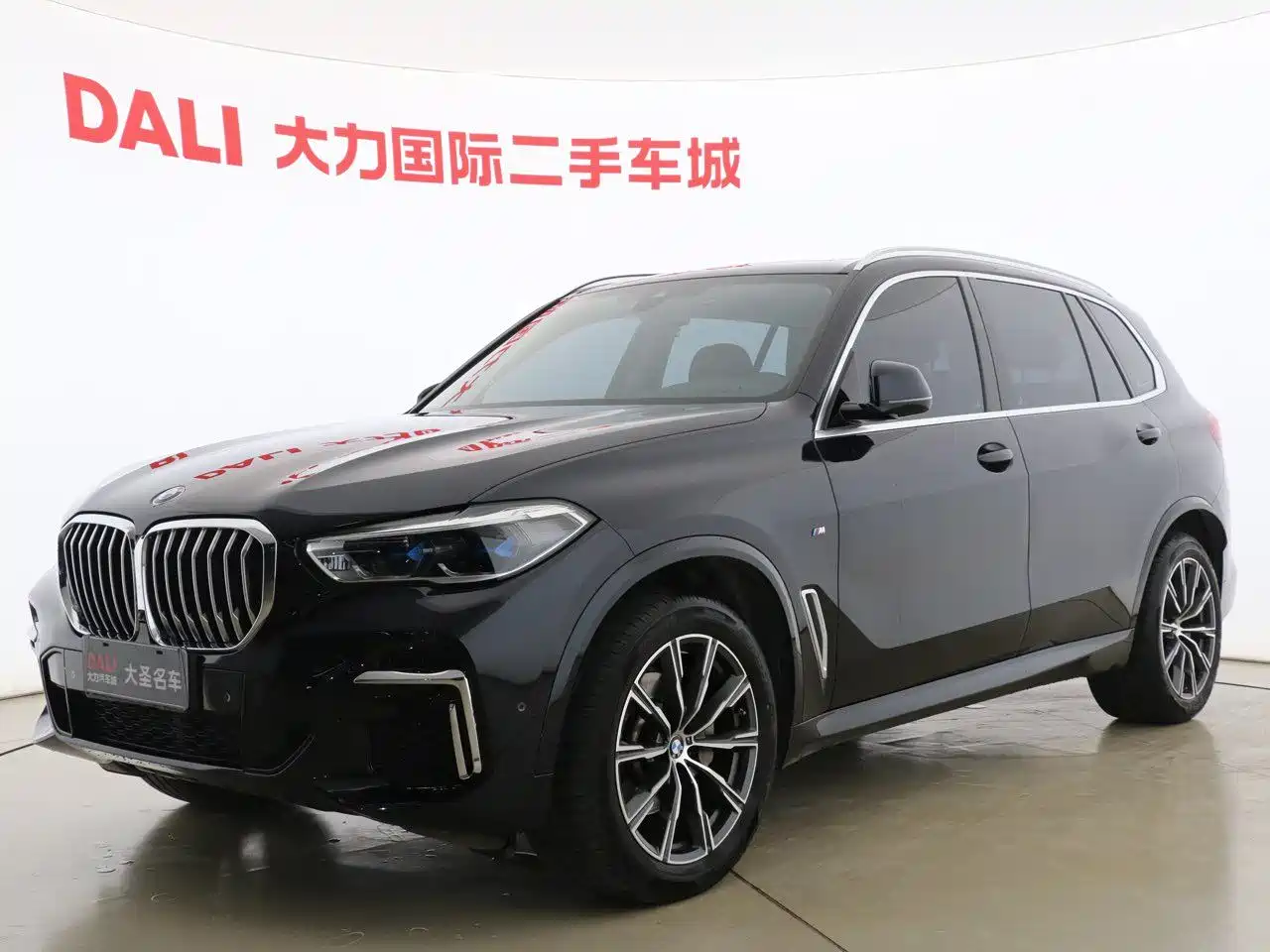 BMW X5 2022 xDrive 30Li Premium M Sport Package