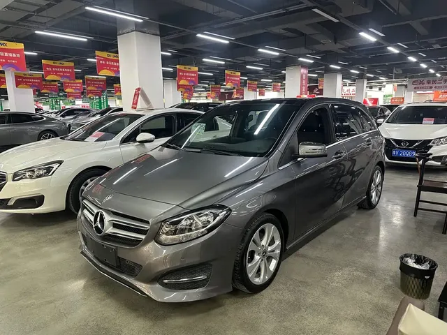 Mercedes-Benz B-Class 2018 B 200 Fashion