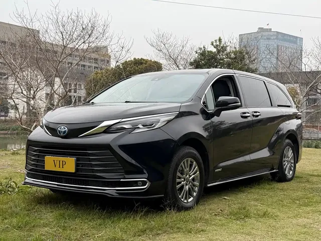 Toyota Sienna 2021 2.5L Hybrid Luxury Edition