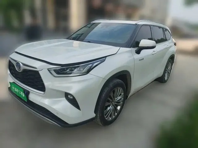 Toyota Highlander 2022 Model Dual Engine 2.5L 4WD Premium Edition 7-Seater