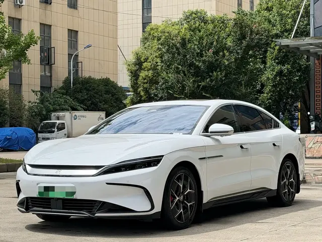 BYD Han 2023 EV Champion Edition 715KM FWD Premium