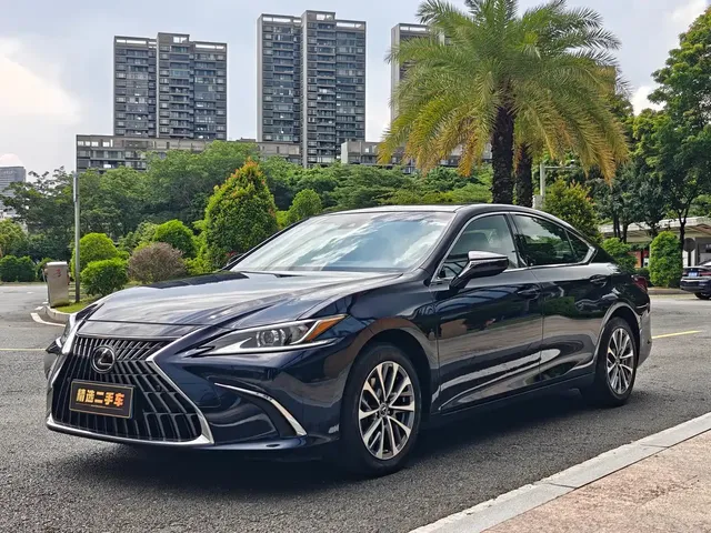 Lexus ES 2023 200 Excellence Edition