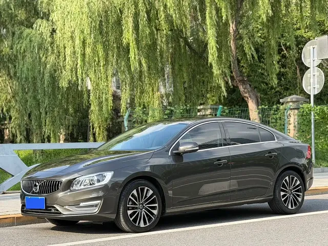 Volvo S60 2019 S60L T5 Smart Vision Edition