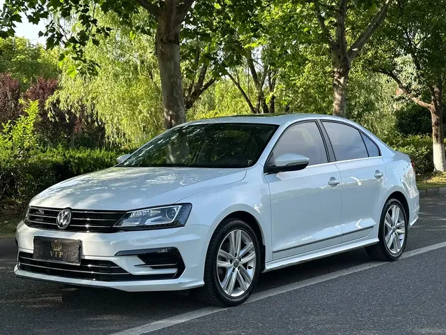 Volkswagen Sagitar 2018 280TSI DSG Spark Edition
