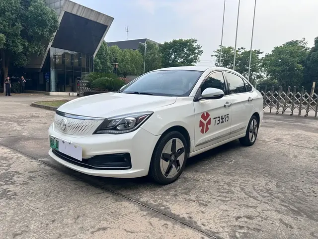 Dongfeng Aeolus Dongfeng Fengshen E70 2021 Facelift II 500 Pro Super Enjoy Edition