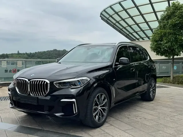 BMW X5 2022 Facelift xDrive 30Li Premium M Sport Package