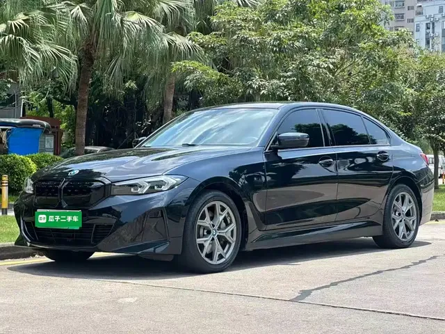 BMW i3 2022 eDrive 35 L