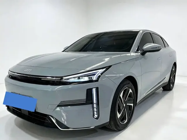 Geely Galaxy L6 2023 Model 125km PLUS
