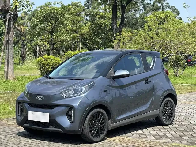QQ New Energy Little Ant 2022 Sweet Pink Edition Half Sugar Version LFP Lithium 30kW 301km