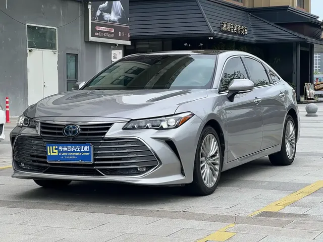 Toyota Avalon 2019 Hybrid 2.5L XLE Premium Edition China V