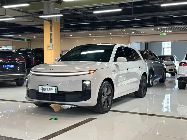 Li Auto L6 2024 Pro