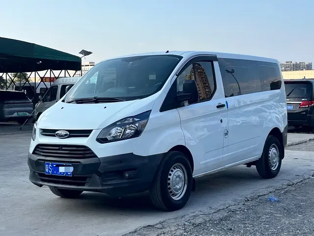 Ford Transit 2019 2.0T Diesel Business Travel Short Wheelbase Low Roof 7-seater China VI