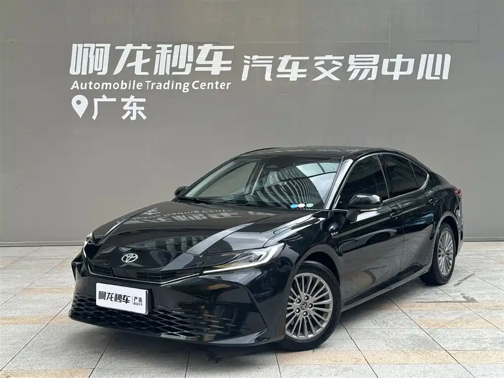 Toyota Camry 2024 Hybrid 2.0HE Elite Edition