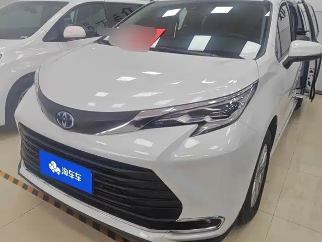 Toyota Sienna 2021 2.5L Hybrid Comfort Edition