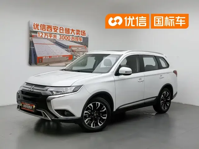 Mitsubishi Outlander 2020 2.0L 2WD Premium 5-seater