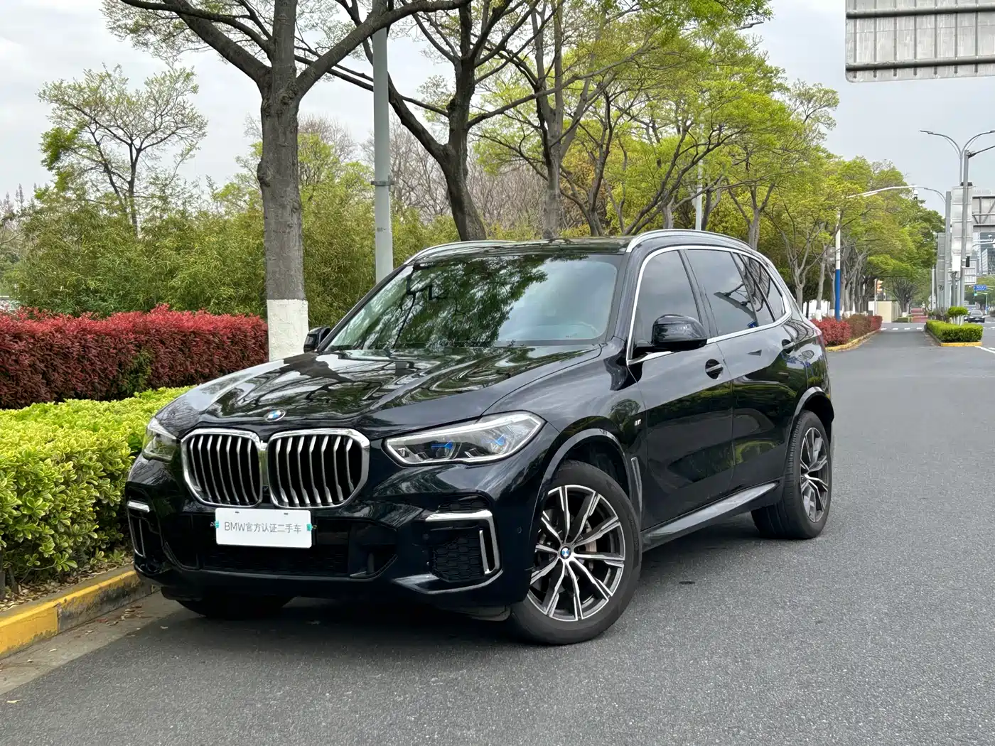BMW X5 2022 xDrive 30Li Premium M Sport Package