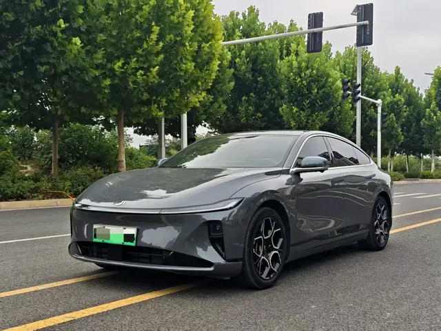 Changan Qiyuan A07 2025 Blue Whale Pure Electric 525 Luxury