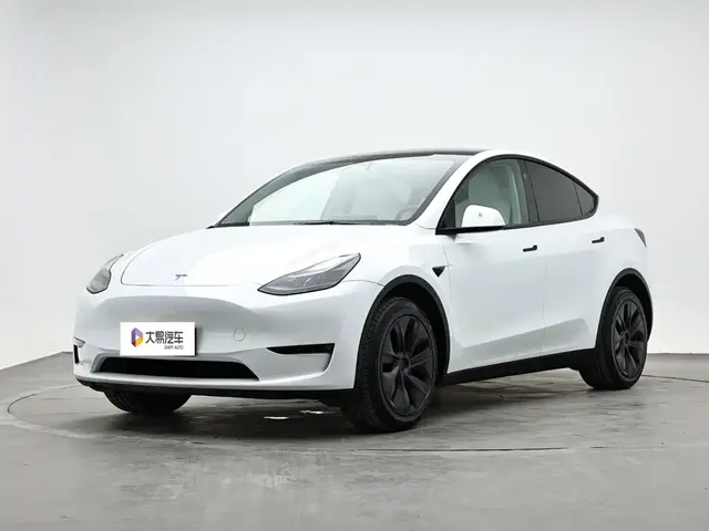 Tesla Model Y 2024 Long Range AWD