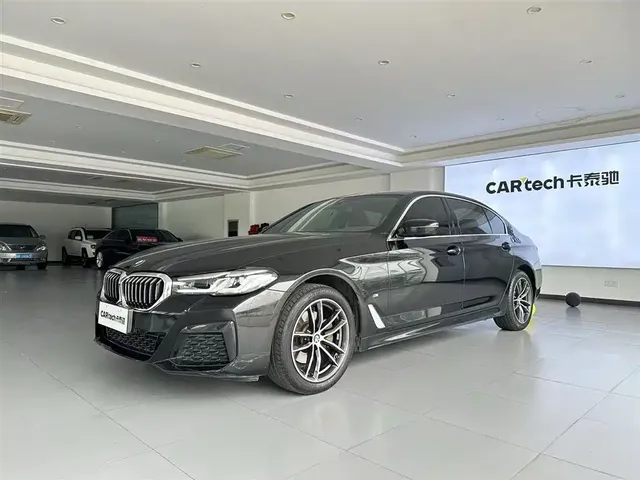 BMW 5 Series 2022 525Li M Sport Package