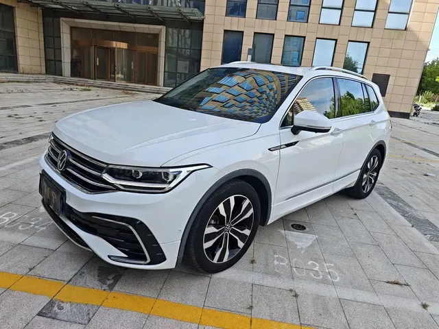 Volkswagen Tiguan L 2023 330TSI Auto 2WD R-Line Premium Edition
