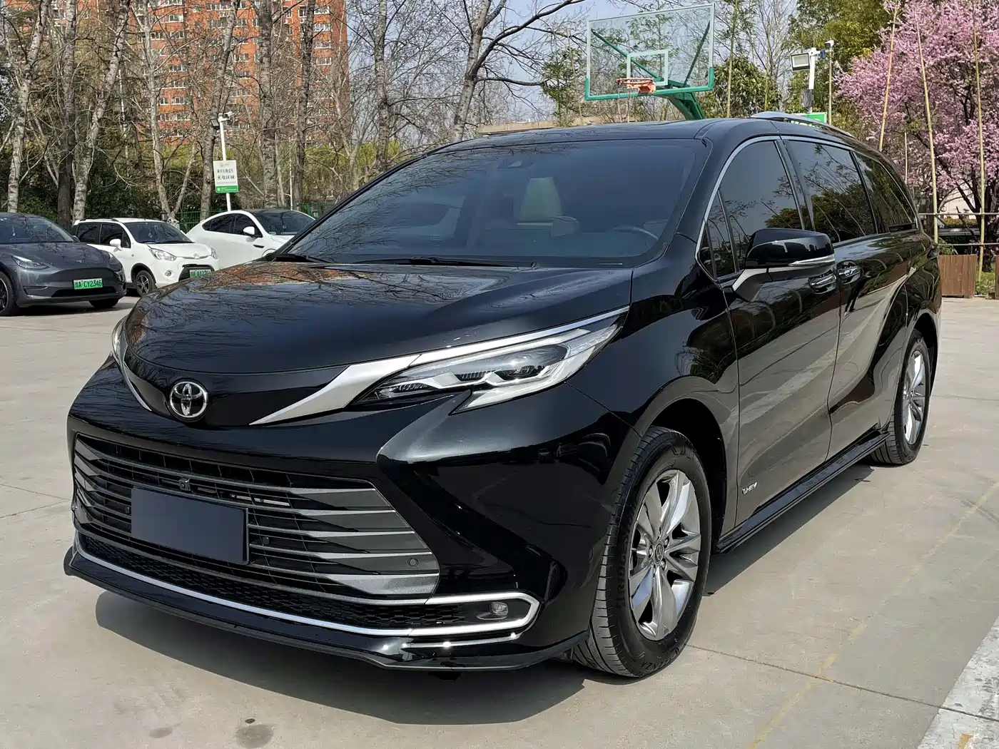 Toyota Sienna 2024 2.5L Hybrid 4WD Premium Edition