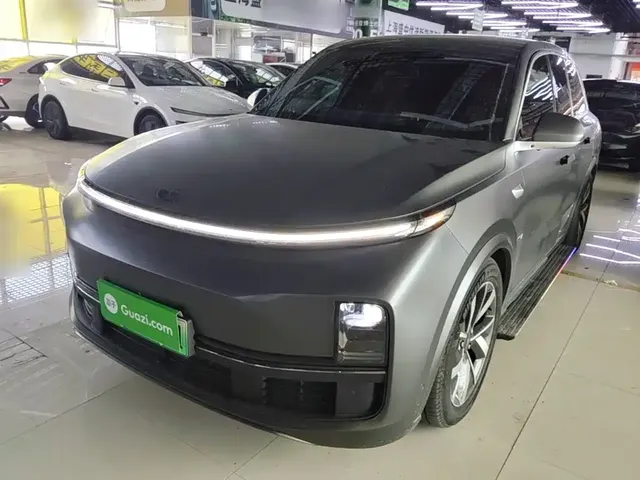Li Auto Li L8 2023 Pro