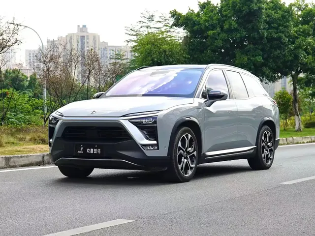 NIO ES8 2018 Founder Edition