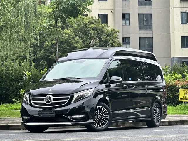 Mercedes-Benz V-Class 2018 V 260 L Premium Long Wheelbase Edition China VI