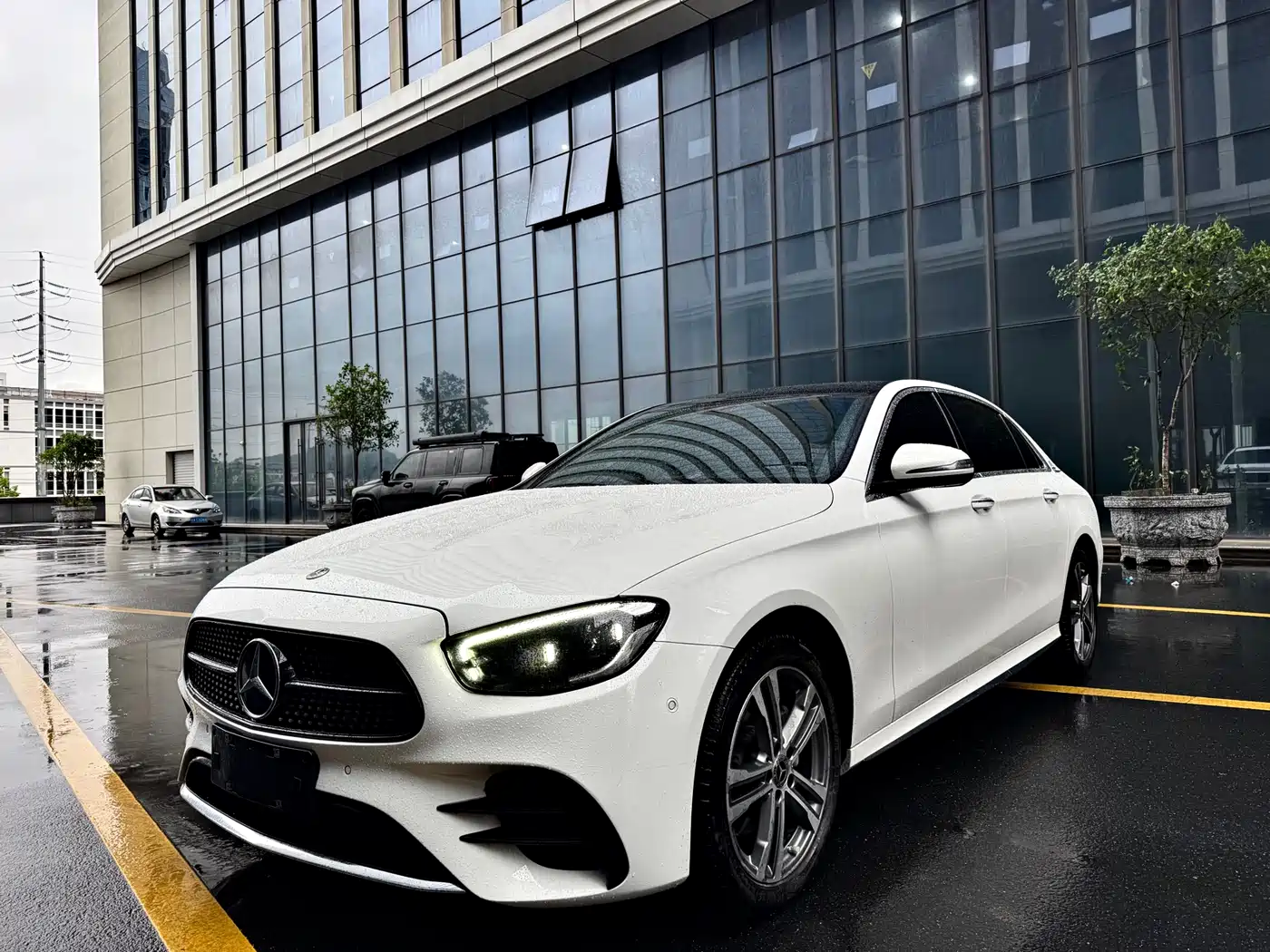 Mercedes-Benz E-Class 2022 Model Facelift II E 260 L Sport