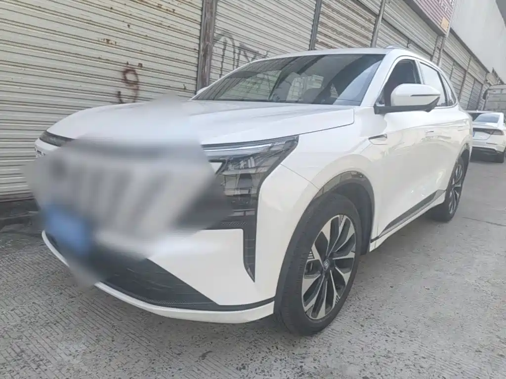 Changan CS75 PLUS 2025 4th Gen Ultra 2.0T New Blue Whale Smart Power Edition