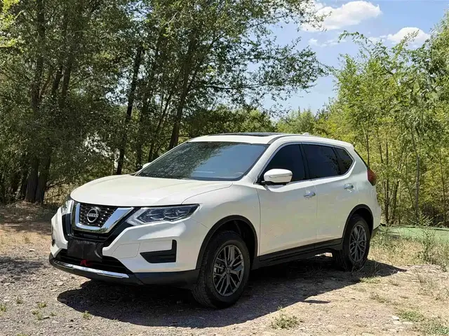 Nissan X-Trail 2025 Honor 2.0L 2WD Leading Edition