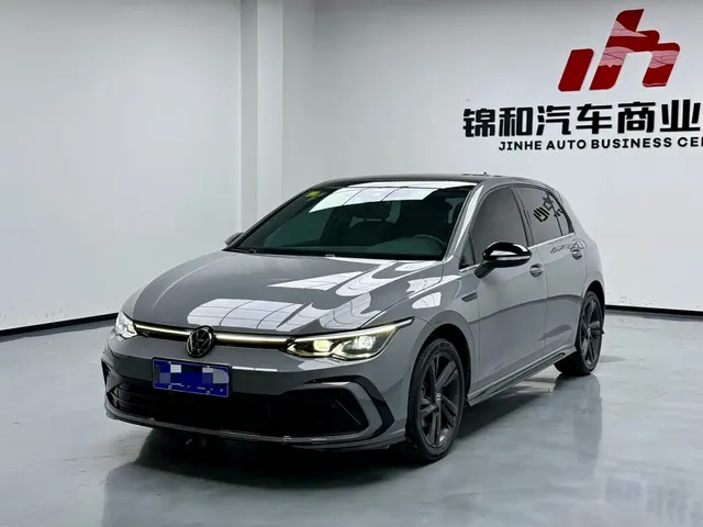 Volkswagen Golf 2023 Model 280TSI DSG R-Line