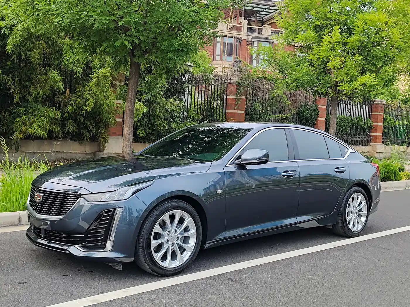 Cadillac CT5 2022 28T Luxury (Standard)