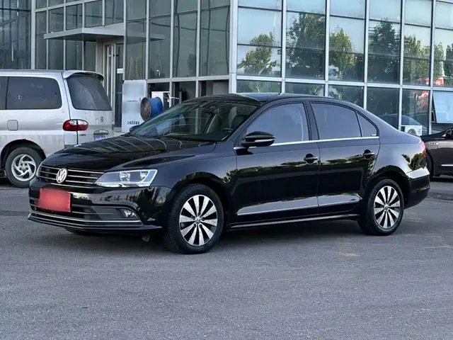 Volkswagen Sagitar 2018 1.6L Automatic Comfort