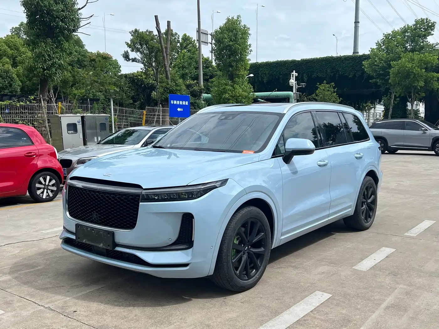 Li Auto Li ONE 2020 Extended Range 6-seater
