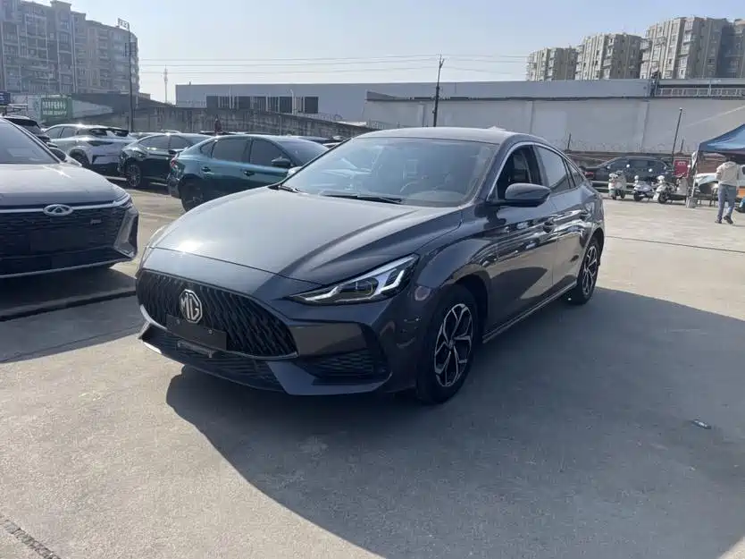 MG 5 2021 Model 180DVVT CVT Youth Luxury Edition