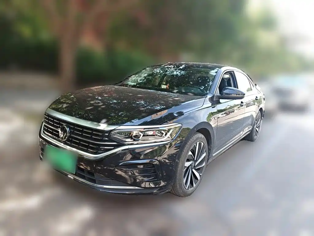 Volkswagen Passat 2023 Facelift 330TSI Luxury Edition