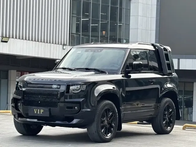 Land Rover Defender 2023 Model 90 3.0T P400 XS