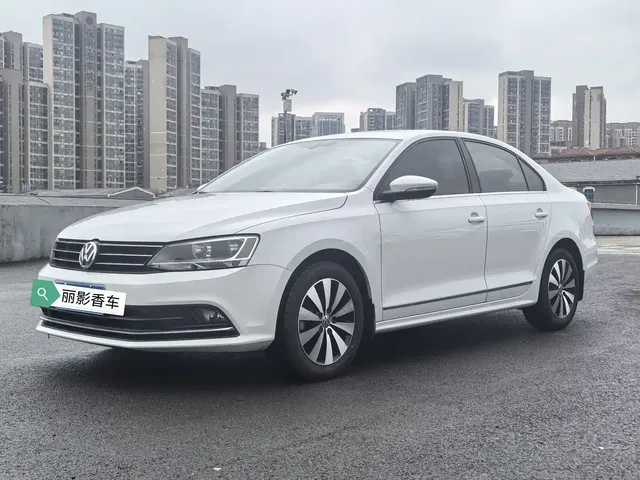 Volkswagen Sagitar 2018 1.6L Automatic Comfort