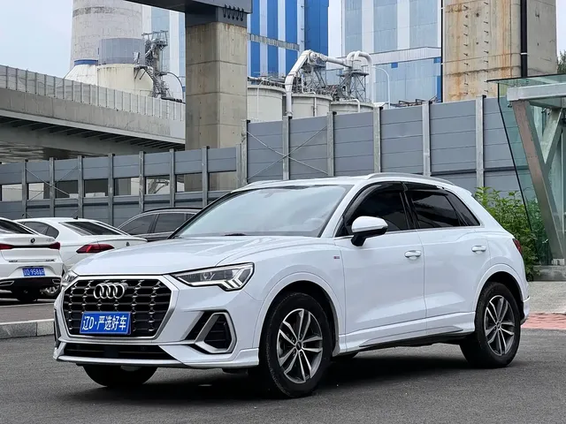 Audi Q3 2021 35 TFSI Progressive Sport