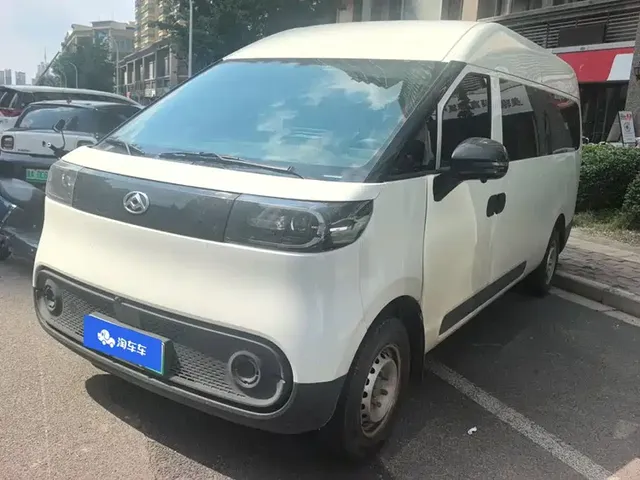 SAIC Maxus Dana V1L 2025 Model High Roof Multi-purpose Version 50kWh