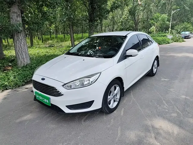 Ford Focus 2018 Sedan Classic 1.6L Manual Comfort Smart Edition